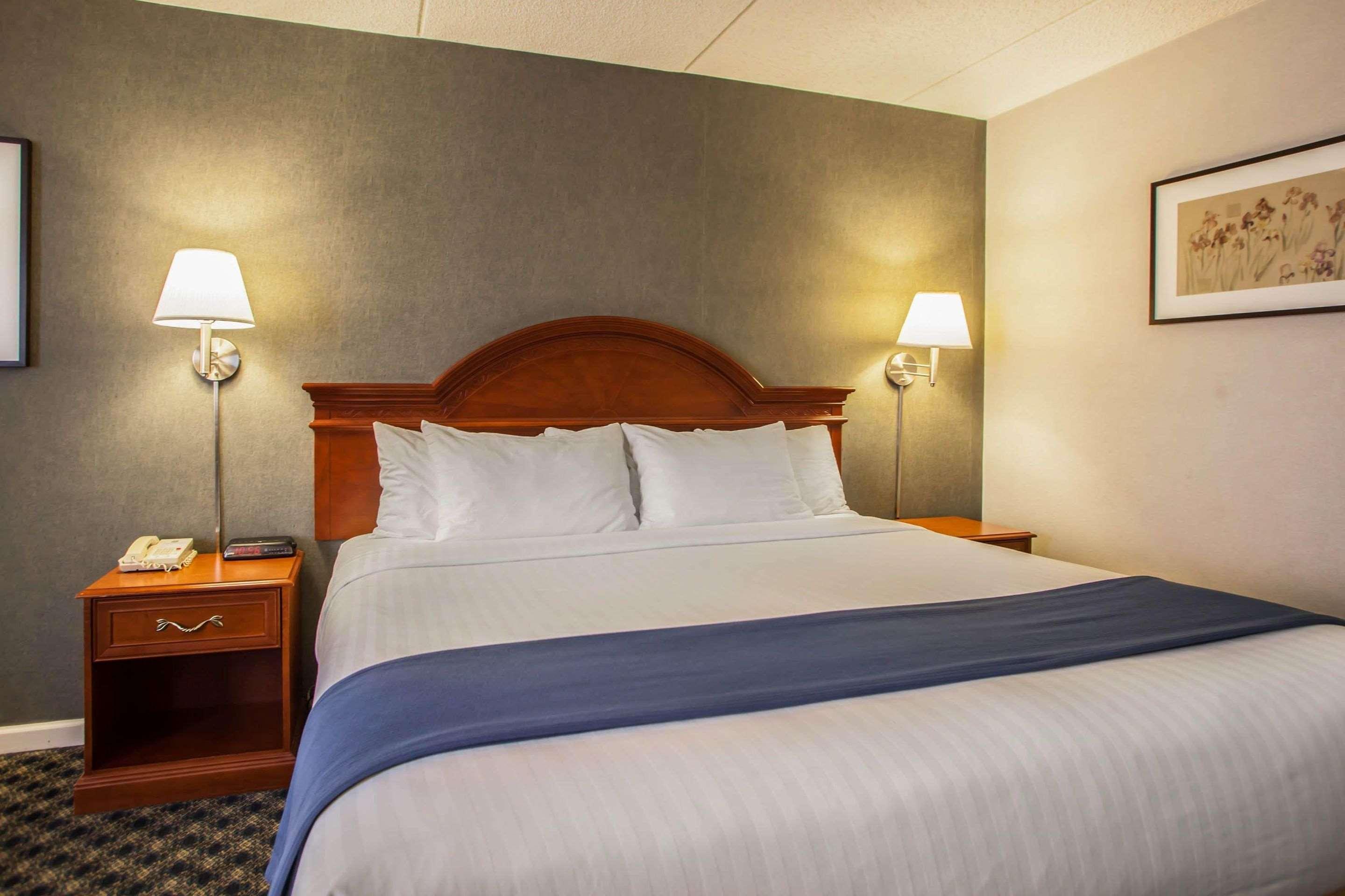 Quality Inn & Suites St Charles -West Chicago Сент-Чарлз Екстер'єр фото