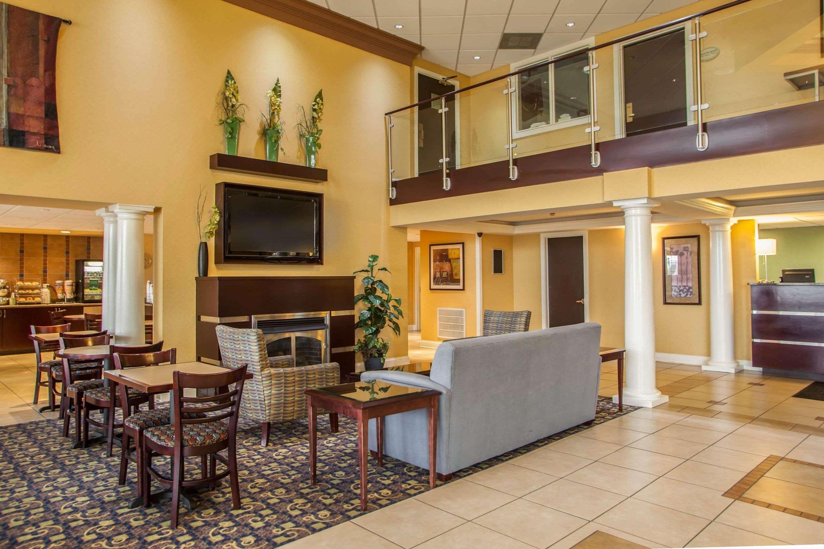 Quality Inn & Suites St Charles -West Chicago Сент-Чарлз Екстер'єр фото